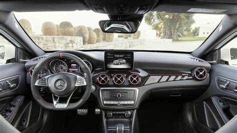 √99以上 mercedes gla 45 amg interior 794200-Mercedes gla 45 amg price ...