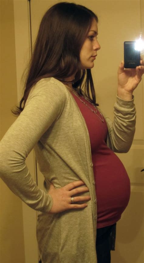 29 weeks pregnant – The Maternity Gallery