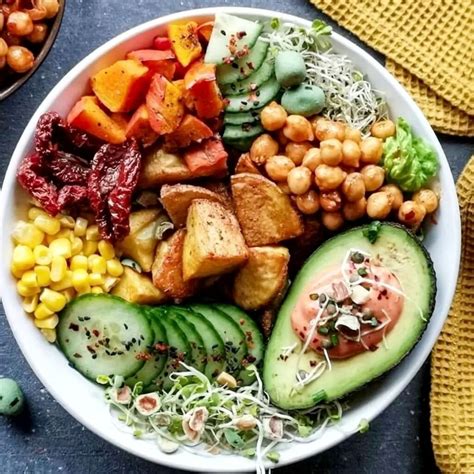 AMAZING Salad Toppings Ideas and Tips | Montana Happy