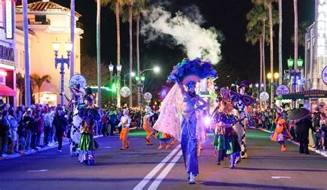 Mardi Gras Parade | Universal Studios Florida