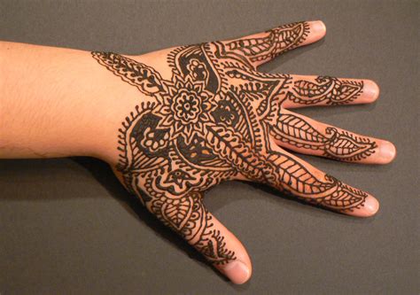 Henna Hands, Palms & Feet