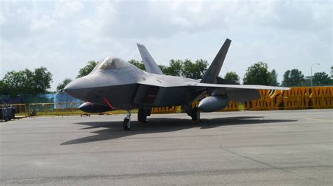 F-22 Stealth Fighter Marks First Visit to Singapore Airshow