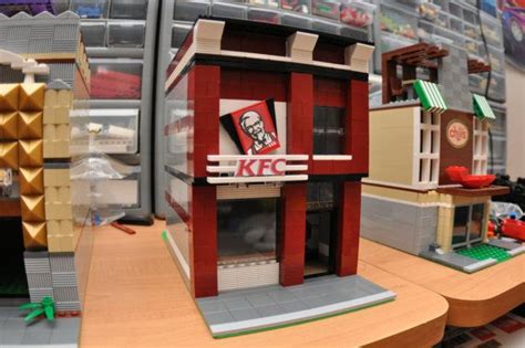 LEGO City Fast Food Fried Chicken Restaurant