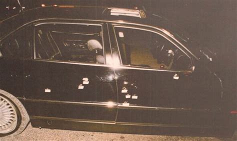 Disturbing images of Tupac's bullet-ridden body shown to jurors to ...