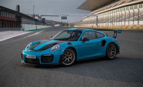 2019 Porsche 911 GT2 RS Reviews | Porsche 911 GT2 RS Price, Photos, and ...