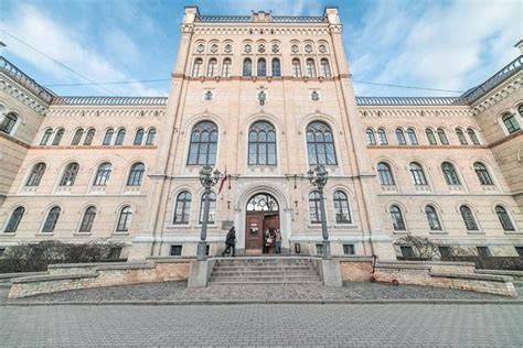 University of Latvia Courses & Fees 2025: Popular Programs, Eligibility