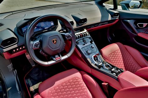 Lamborghini Huracan LP 610-4 Spyder interior View #lamborghini #lambo # ...