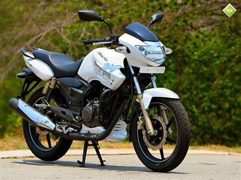 nepalautomobiles: TVS Apache RTR 220