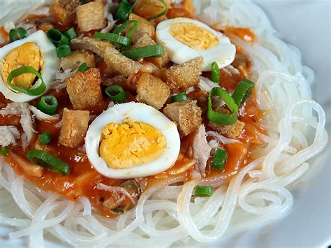 How to Cook Pancit Luglug | Filipino and World Delicacies