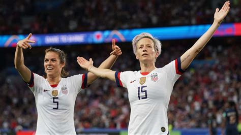 World Megan Rapinoe And USWNT Make Statement With Championship | lupon ...