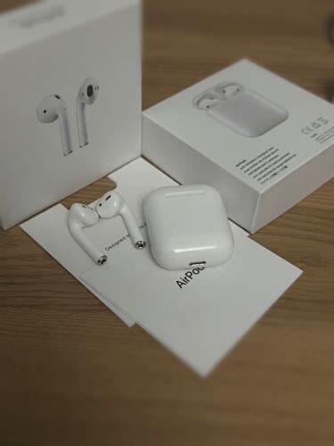 For Apple iPhone 2nd Generation Right Left Pods with Wireless Charging ...