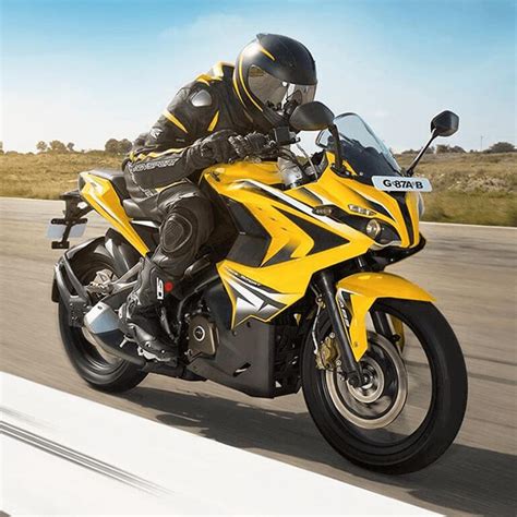 Bajaj Pulsar RS200 Price, Mileage, Reviews & Specifications in India ...