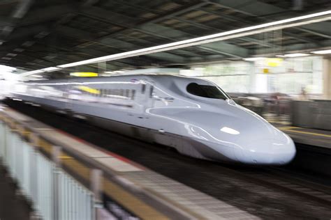 Can Japan's Bullet Trains Get Back Up to Speed? - Bloomberg