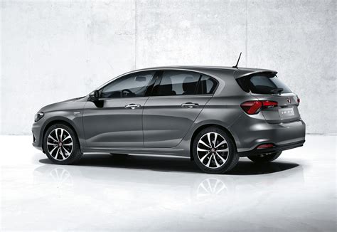 2016 Fiat Tipo Hatchback and Estate Arrive in Geneva - autoevolution