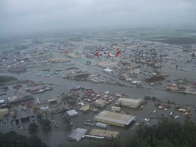 Hurricanes: Science and Society: 2008- Hurricane Ike