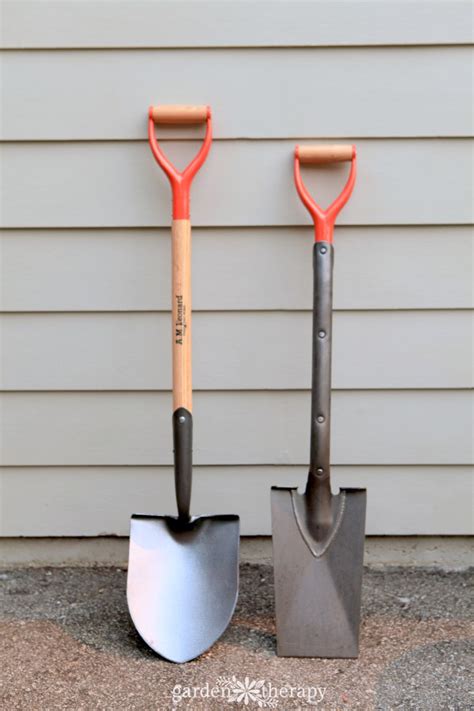 The Home Gardener’s Guide to Shovels and Spades - Garden Therapy