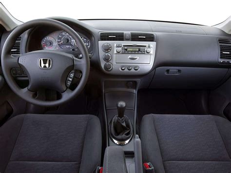 Honda Civic Hybrid (2005) - picture 16 of 17