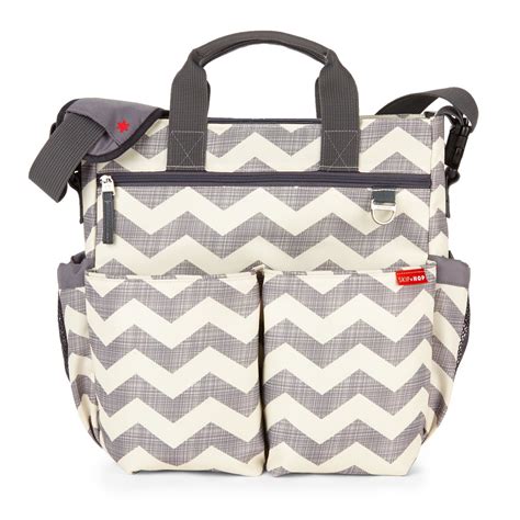 Skip Hop Duo Diaper Bag Review: A Stylish & Functional Bag