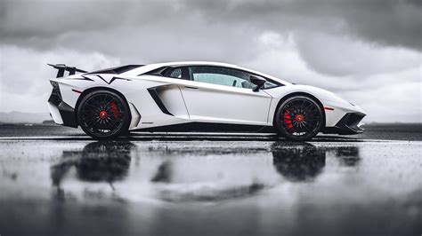 Lamborghini Aventador SV HD Wallpaper