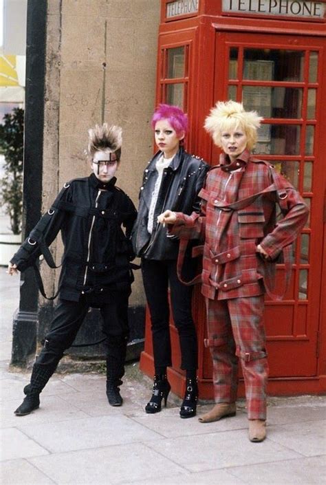 Punk and grunge trends : when fashion and music mix - La Grande ...