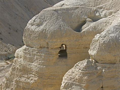 Qumran « See The Holy Land