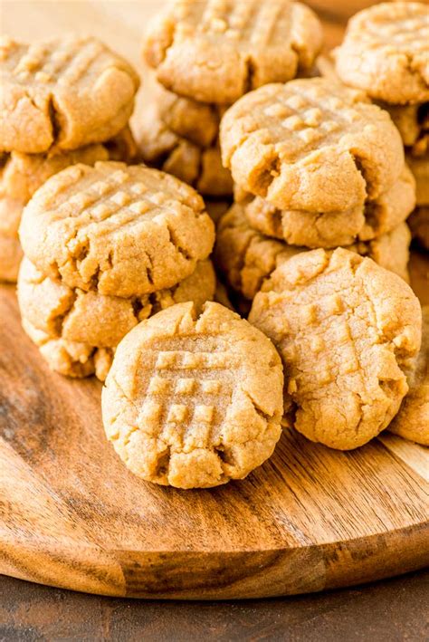 4 Ingredient Peanut Butter Cookies