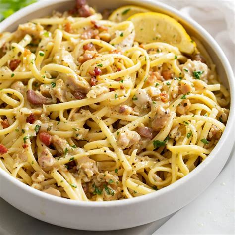 Linguine with Clams - The Cozy Cook