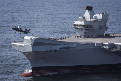 First F-35Bs Operate off of HMS Queen Elizabeth as U.K. Works Toward a ...