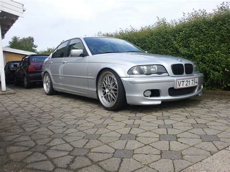 My newly purchased E46 328i - Some paint and it's perfect! : BMW