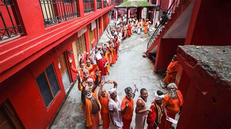 Amarnath Yatra 2023 schedule announced: Pilgrimage to commence on July ...