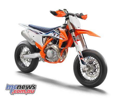 New look for 2022 KTM 450 SMR | MCNews