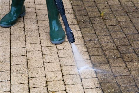 Block Paving Cleaner | How to Clean Paving | Cleanipedia