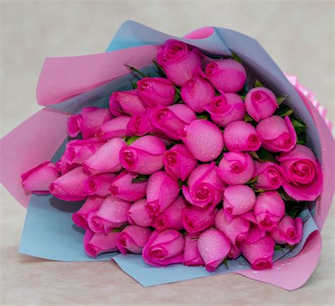 Pink Roses Beautiful Flower Bouquet - Pablo Gift Shop