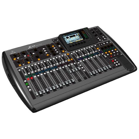 Behringer X32 32 Channel Digital Mixer - Nearly New at Gear4music