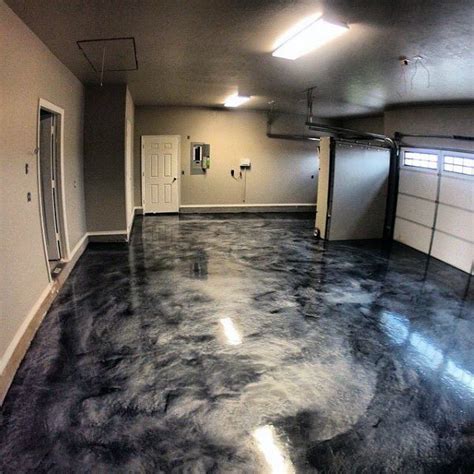 Cool Epoxy Grey Paint Ideas For Garage Floors Garage House, Man Cave ...