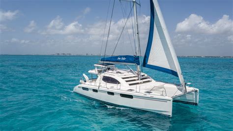 Leopard 50 ft Catamaran with inflatables - Magic Sea - Luxury Yacht ...