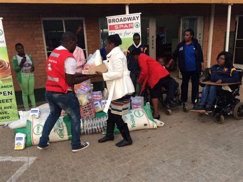 SPAR Zimbabwe - SPAR Broadway team in Bulawayo donating...