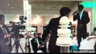 Wedding fail on Make a GIF