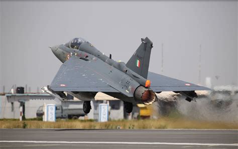 Indian Air Force, LCA Tejas HD Wallpapers / Desktop and Mobile Images ...