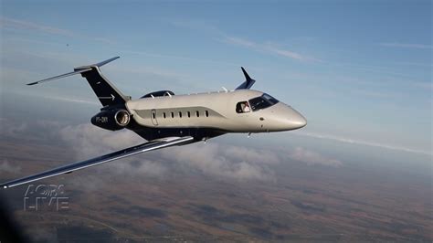 Flying the Embraer Legacy 500 - YouTube