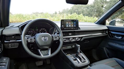 Honda CR-V Interior Review: Clean, classy, quality - Verve times