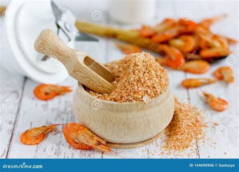 Shrimp Powder, Homemade Spicy Seasoning from Dried and Crushed Shrimp ...