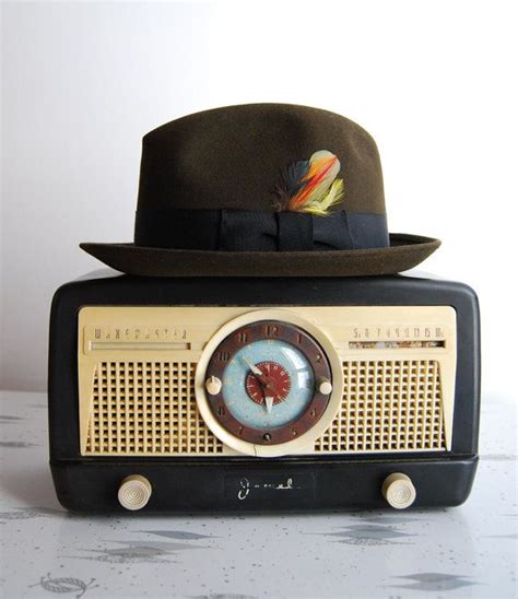 179 Best images about Vintage Radio's on Pinterest | Antiques, Radios ...