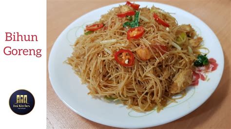 Bihun Goreng Recipe by Jasi Kitchen / Fried Rice Vermicelli - YouTube