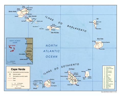 Large scale political and administrative map of Cape Verde with roads ...