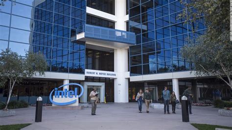 Intel says it will release data on how much it pays women and employees ...