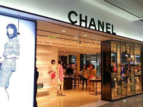 Chinese woman sued for counterfeiting millions worth of luxury brands ...