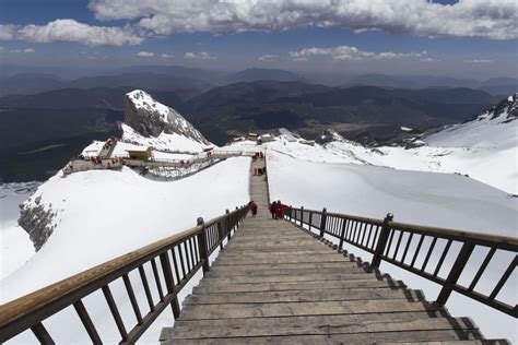 CHINA - A Jade Dragon Snow Mountain day trip from Lijiang - Chris ...