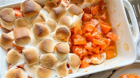 Sweet Candied Yams With Marshmallows Recipe