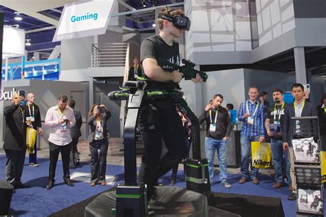 The Virtuix Omni VR treadmill made us all hot and sweaty | Ars Technica